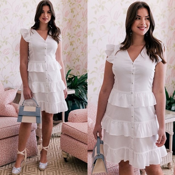 Gal Meets Glam Dresses & Skirts - NWT Gal Meets Glam "Anna" Ruffle Dress